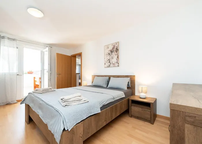 Apartmán Ema's Olive Garden 2 -private Parking, 10 Min Drive From Sandy *