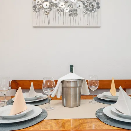 Ema's Olive Garden 2 -private Parking, 10 Min Drive From Sandy *